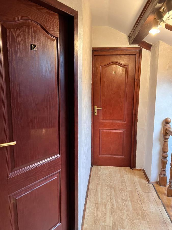Hostel Homies Inn Celiny  Екстериор снимка