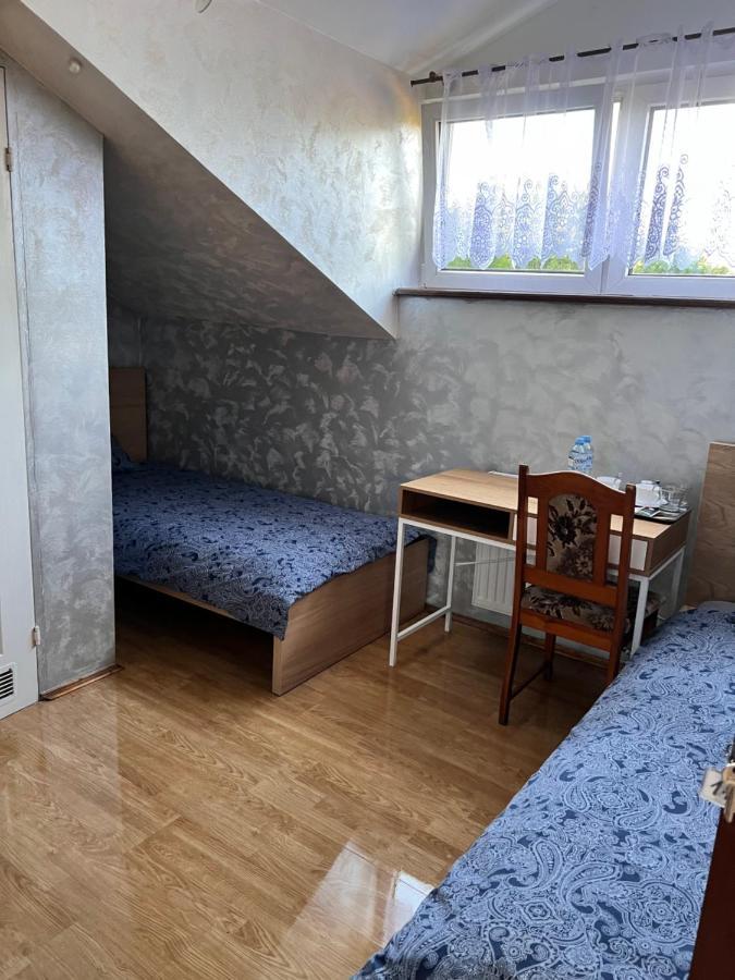 Hostel Homies Inn Celiny  Екстериор снимка